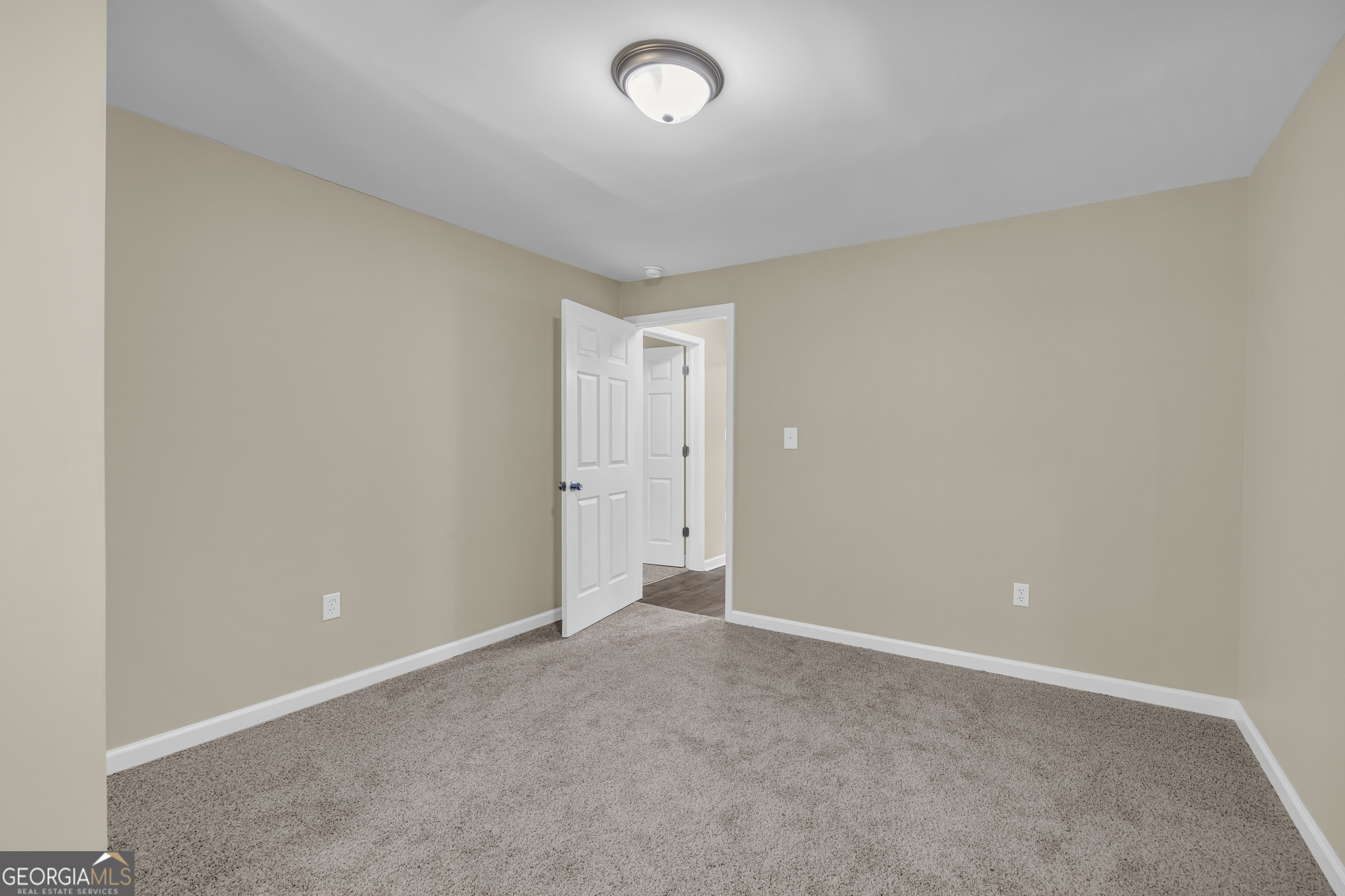 266 Randall Street Property Photo 33