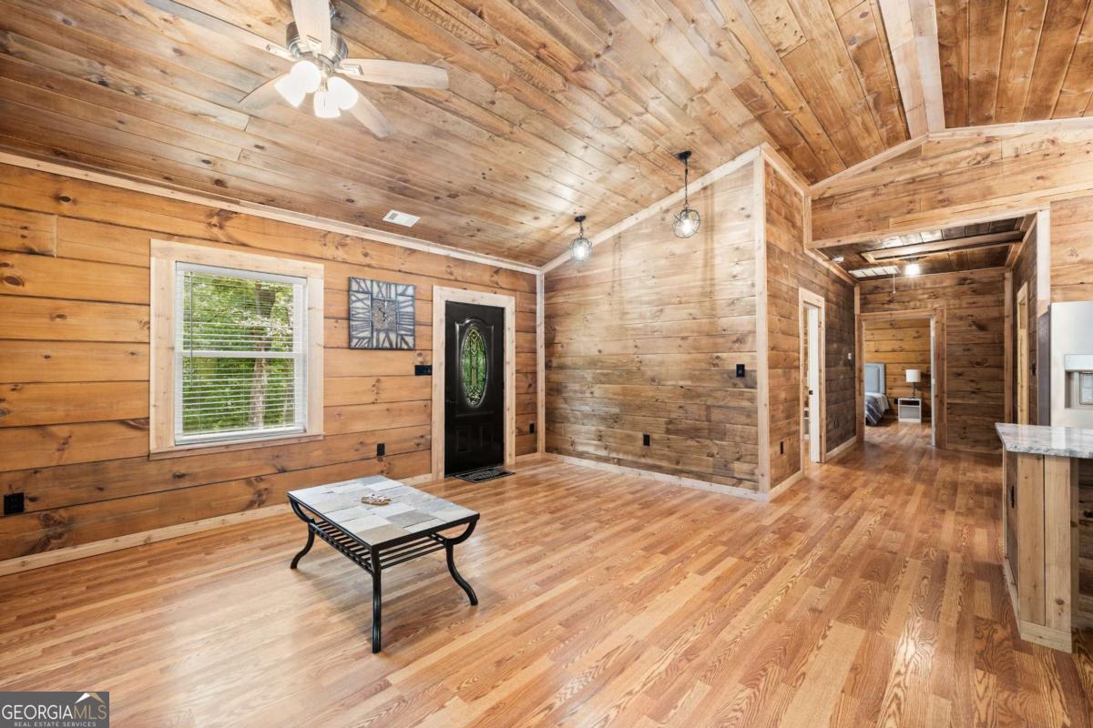 587 Cold Stream Trail Property Photo 3