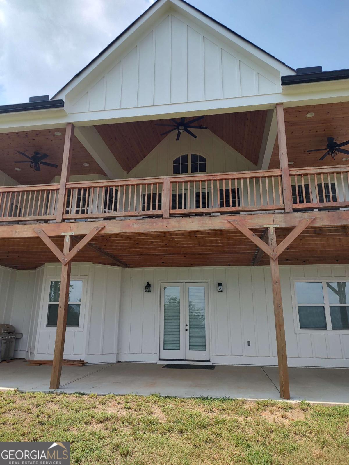 2284 Dabbs Bridge Road Property Photo 5