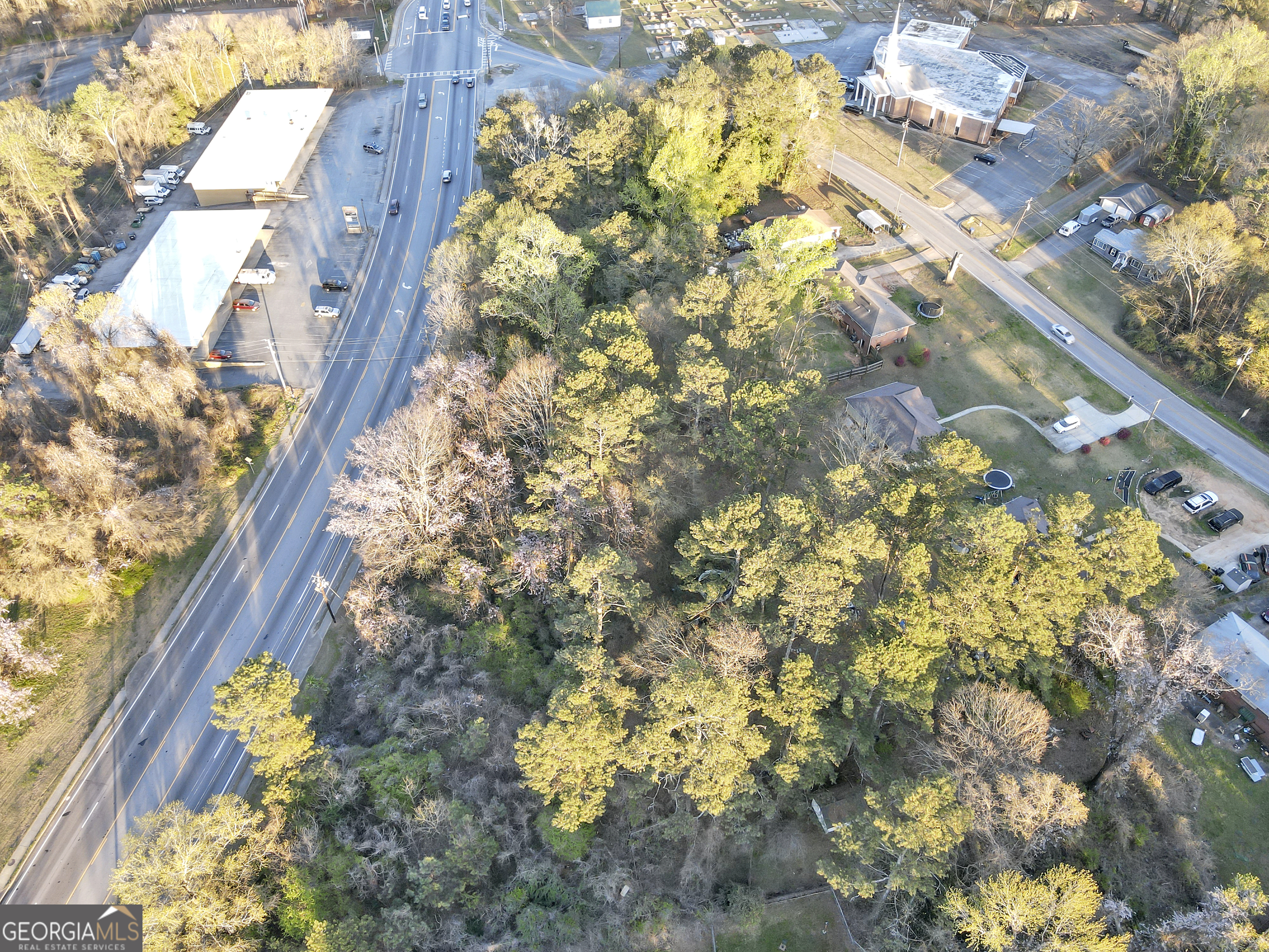 1587 Sw Veterans Memorial Highway Sw Property Photo 2
