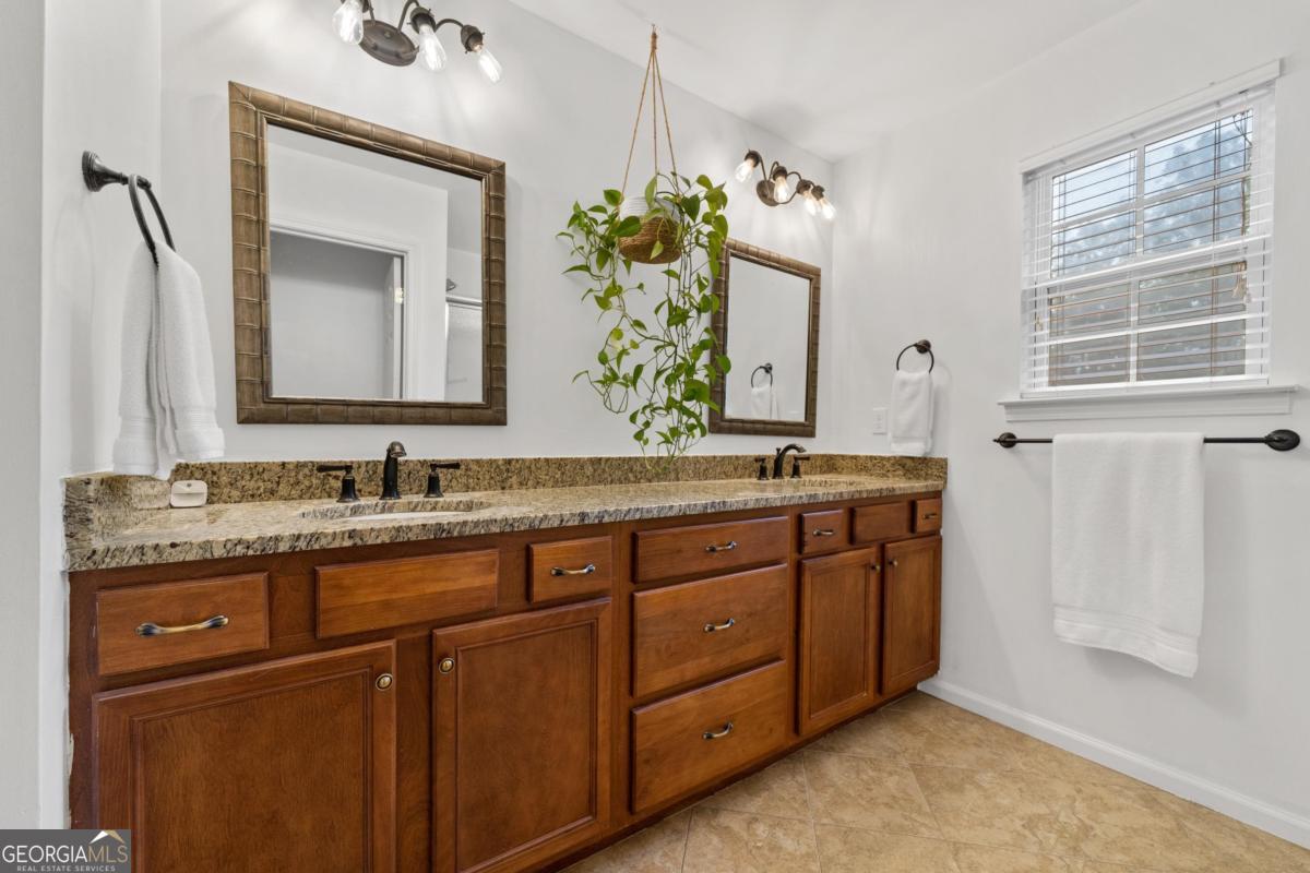536 River Lake Drive Property Photo 46
