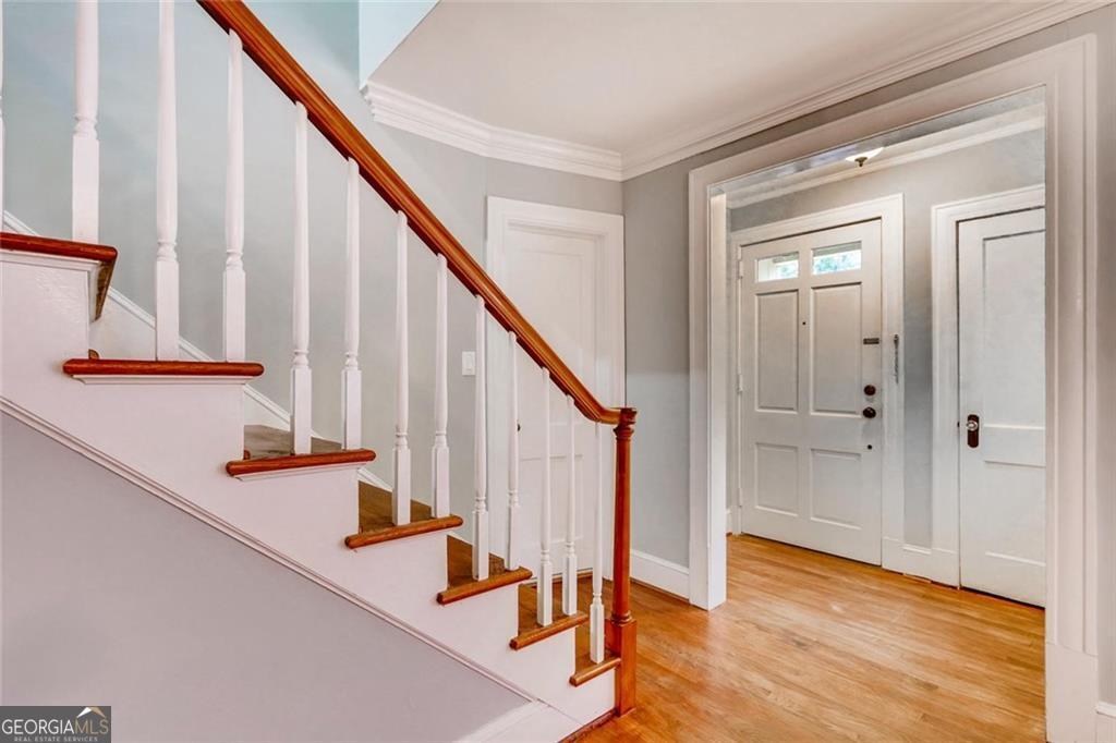 1719 Ridgewood Drive Ne Property Photo 1