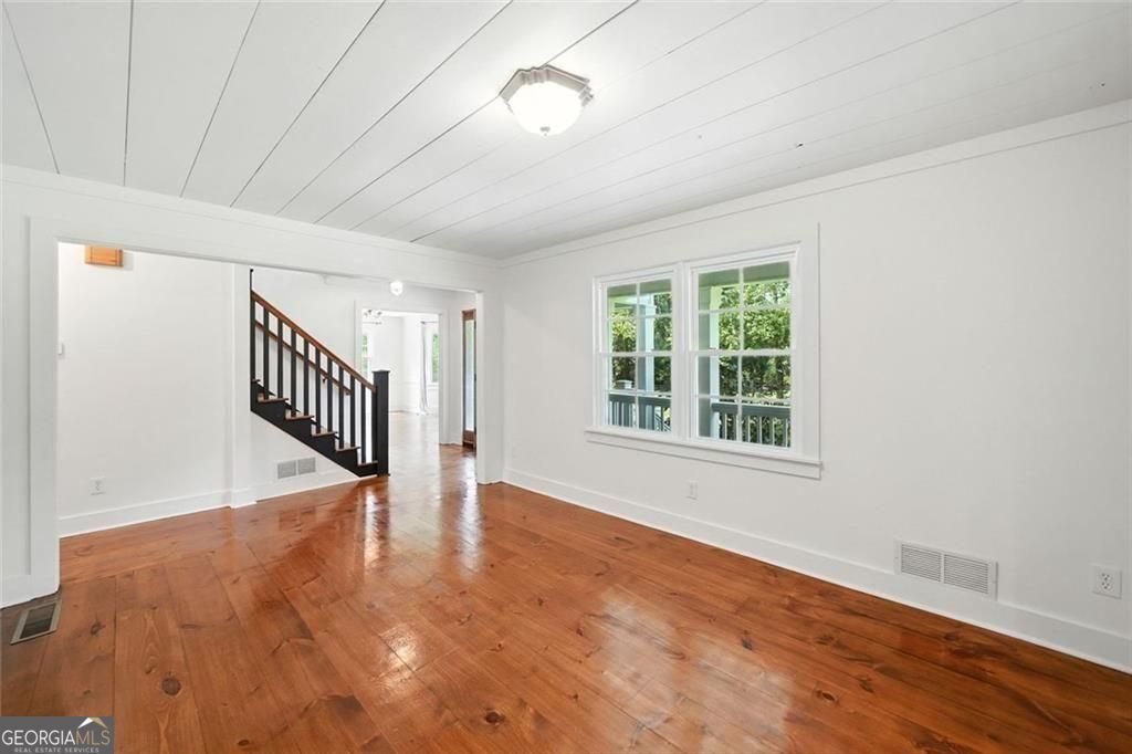1092 Old Lathemtown Road Property Photo 11