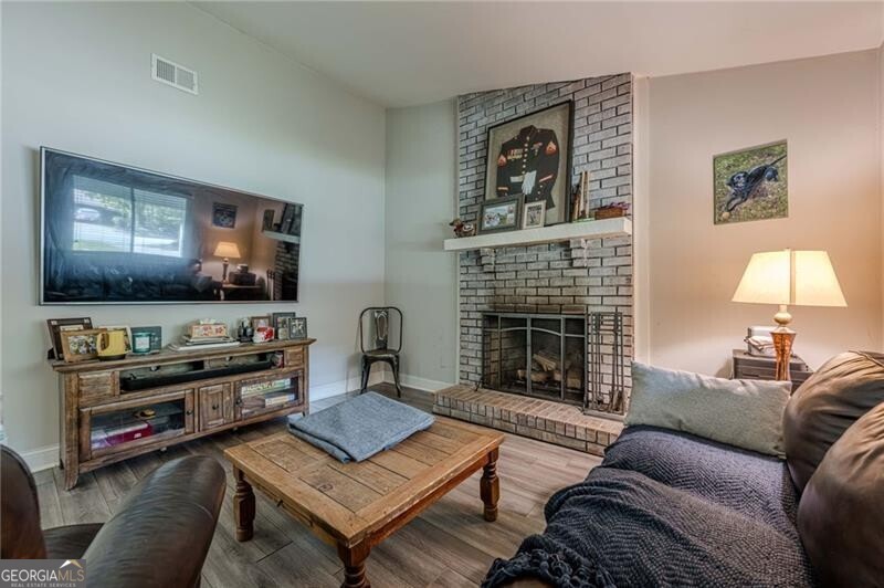 407 Jon Scott Drive Property Photo 6