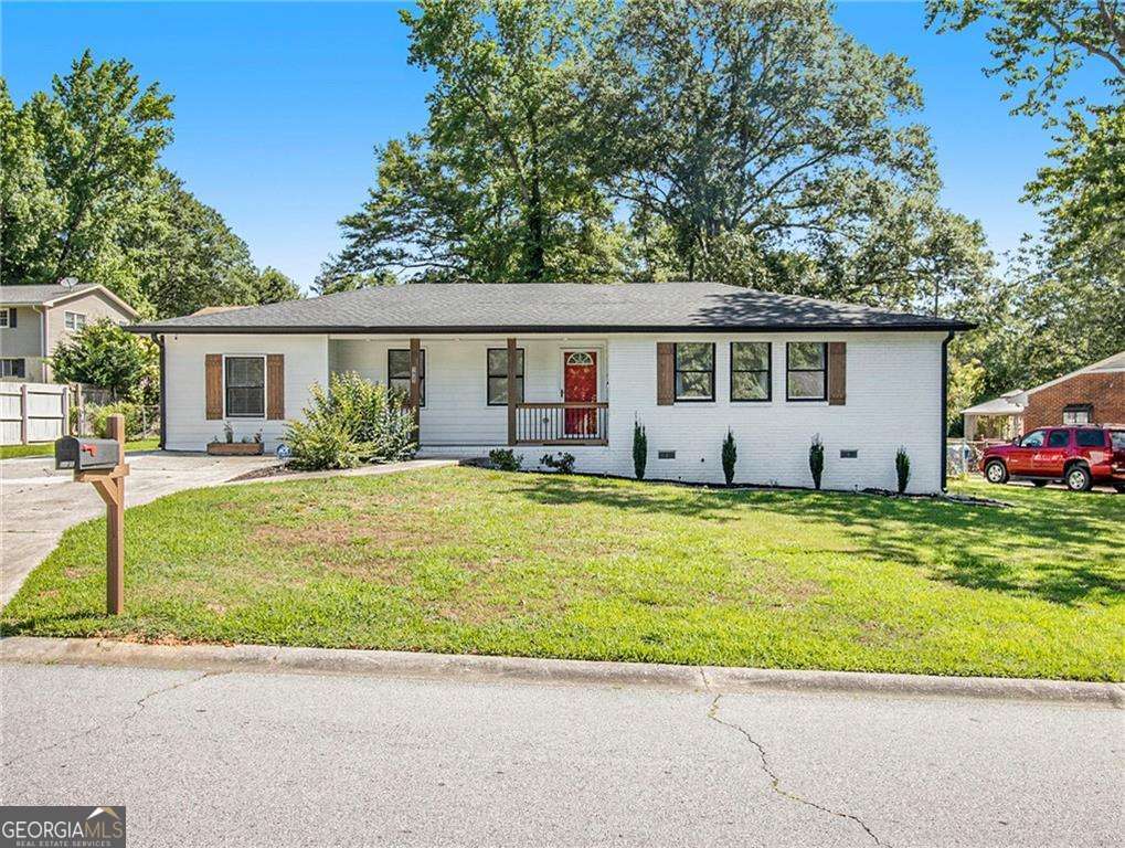 5425 Westford Circle Property Photo 3