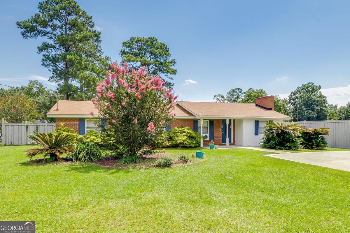 12 Walnut Street Property Photo 1