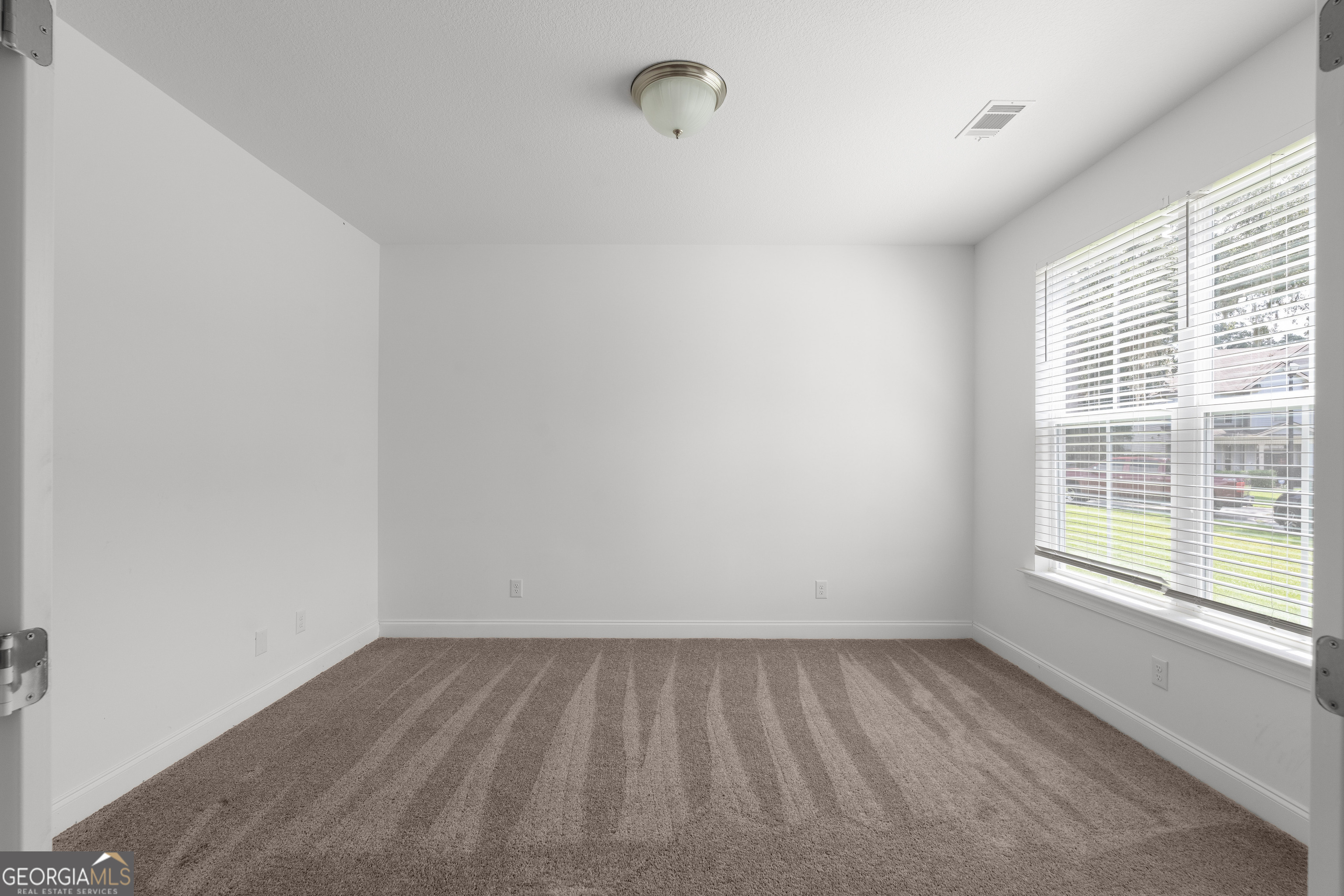 1 St. Anne Court Property Photo 6