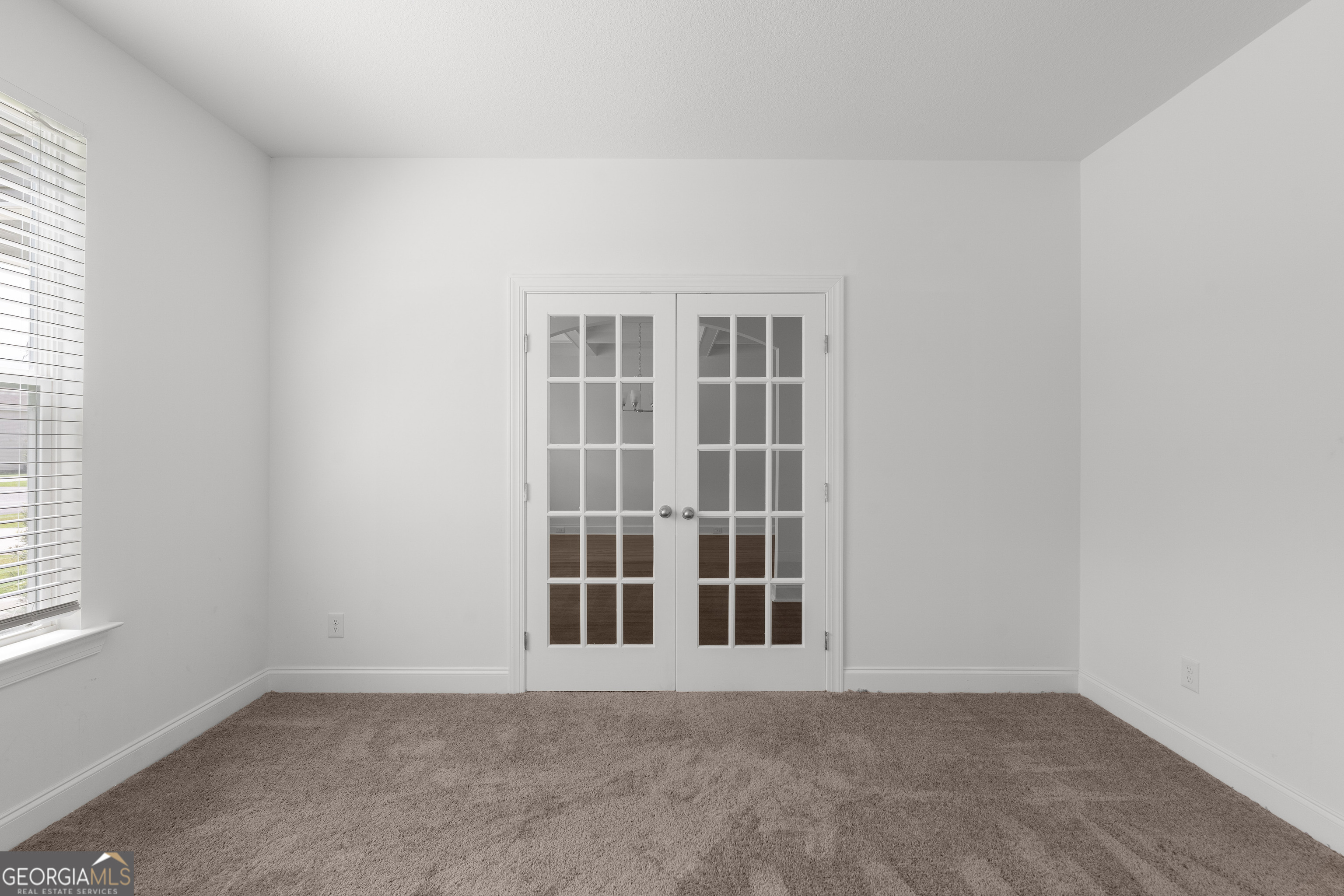 1 St. Anne Court Property Photo 7