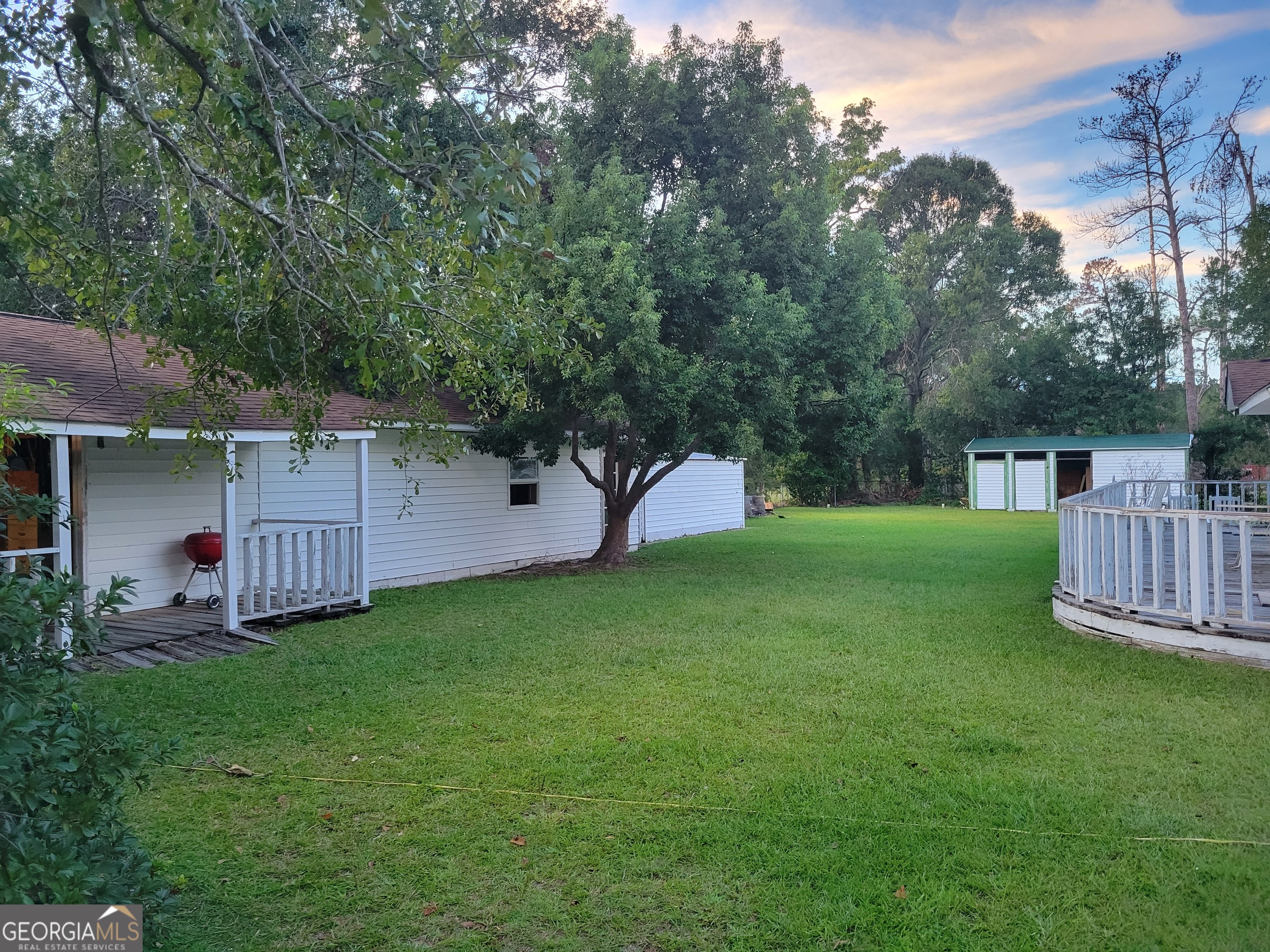 139 Moore Street N Property Photo 8