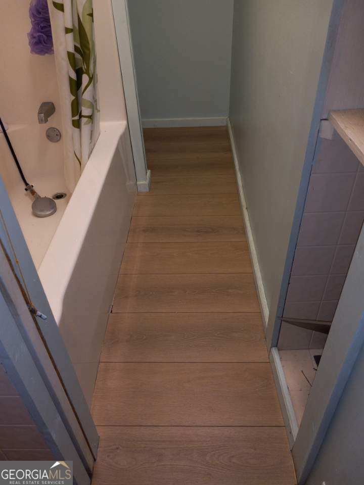 139 Moore Street N Property Photo 29