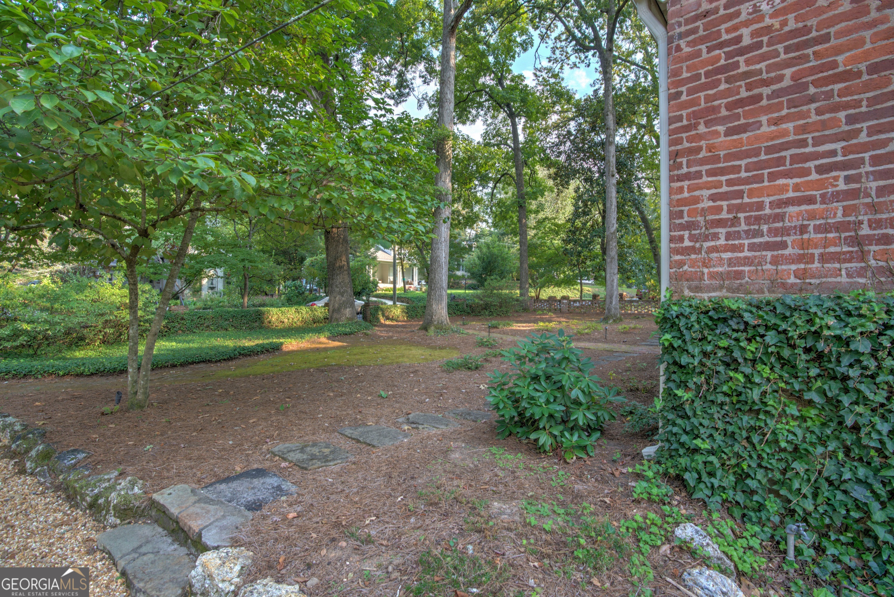 209 Sherwood Road Sw Property Photo 55