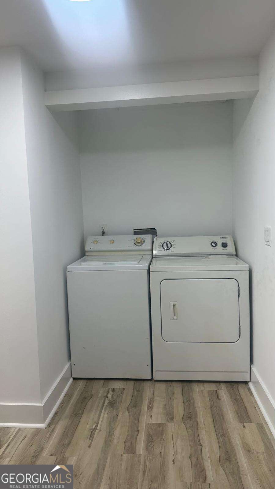 102 Oak Street Property Photo 26