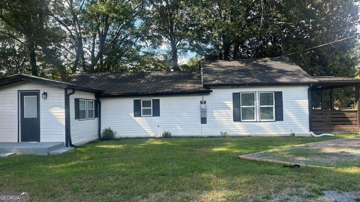102 Oak Street Property Photo 33