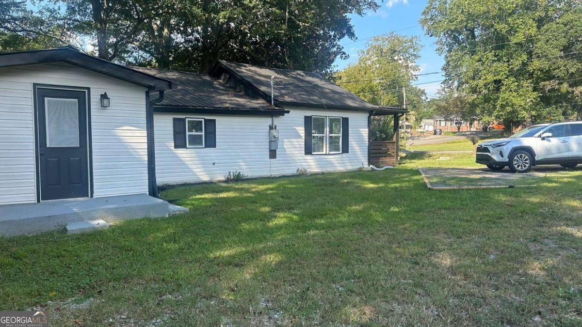 102 Oak Street Property Photo 35