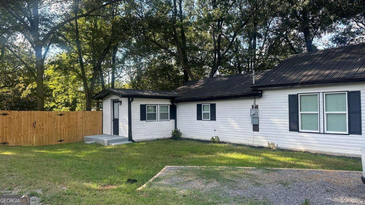 102 Oak Street Property Photo 46