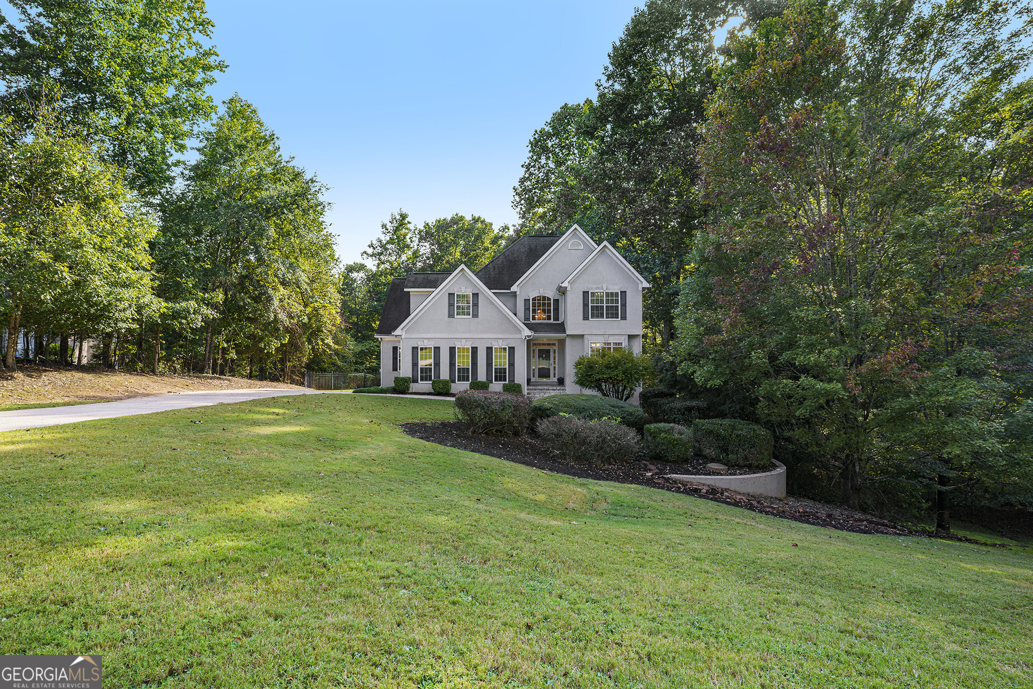 407 River Forest Drive Property Photo 2
