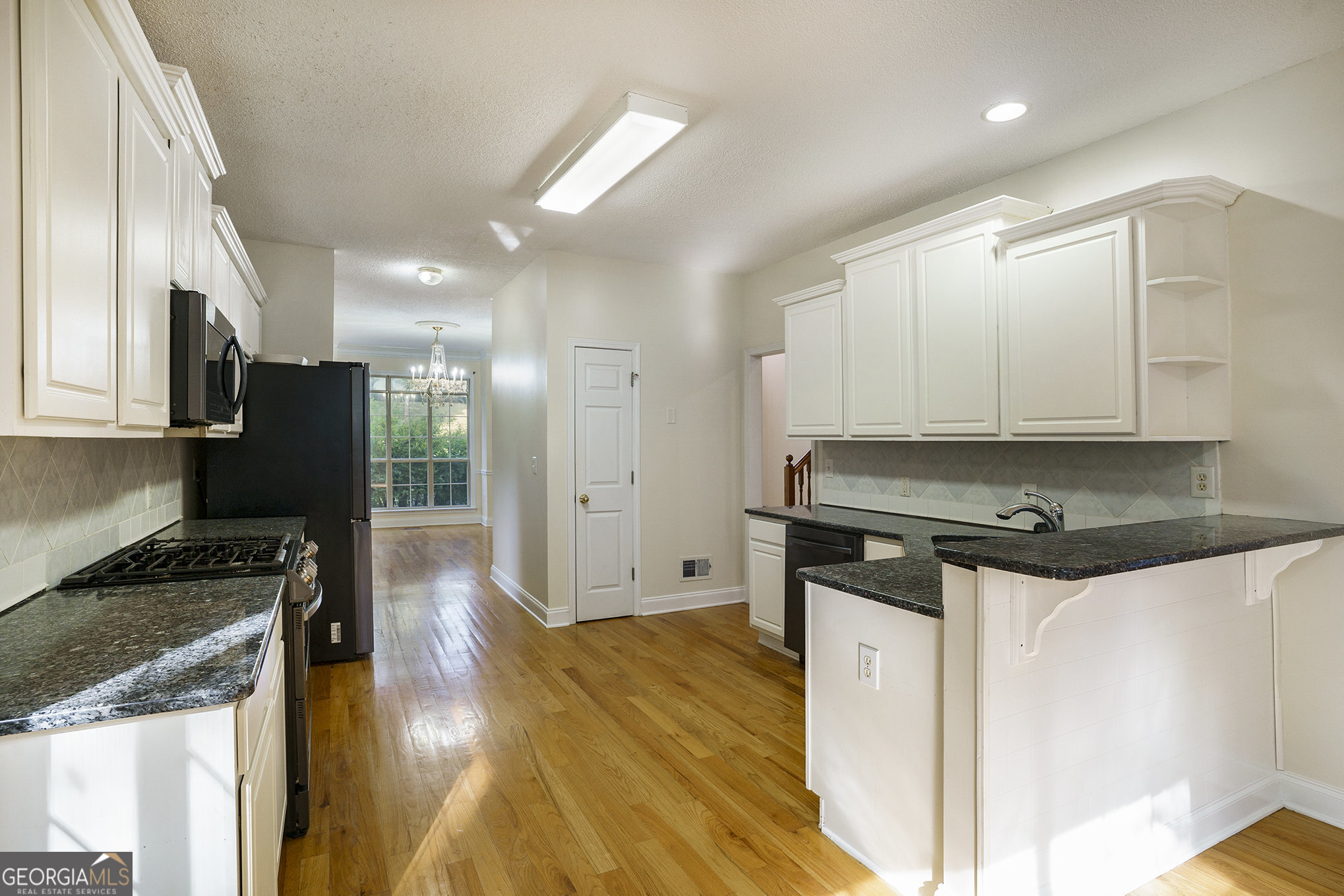 407 River Forest Drive Property Photo 9