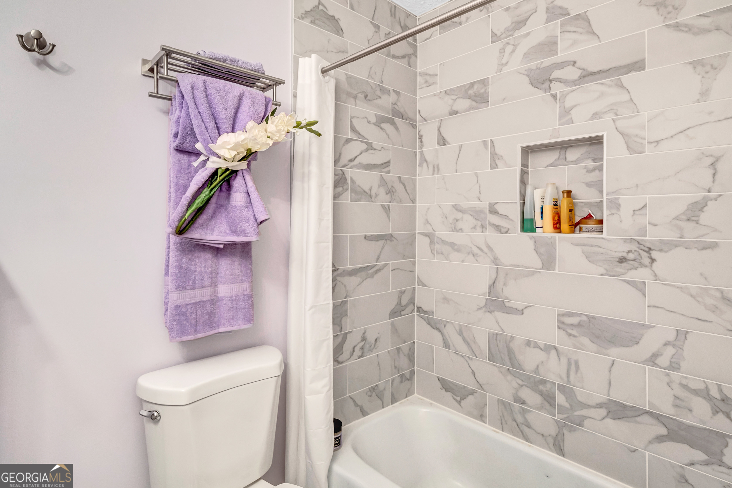 2805 Northeast Expressway Ne # C12 Property Photo 21