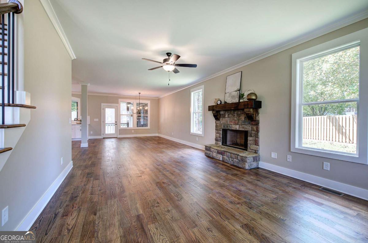 10 Dove Pointe Property Photo 9