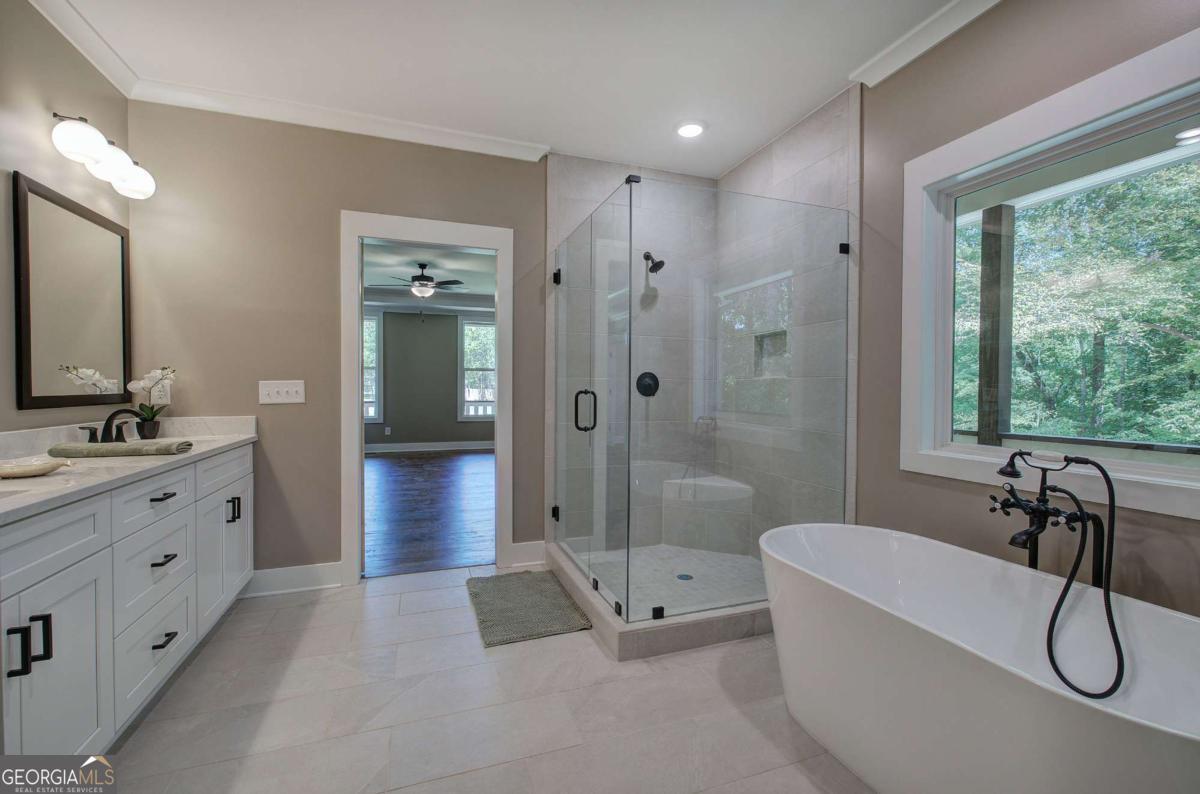 10 Dove Pointe Property Photo 26