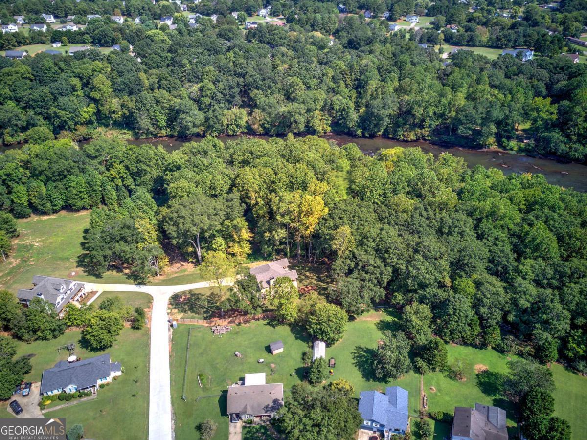 10 Dove Pointe Property Photo 58