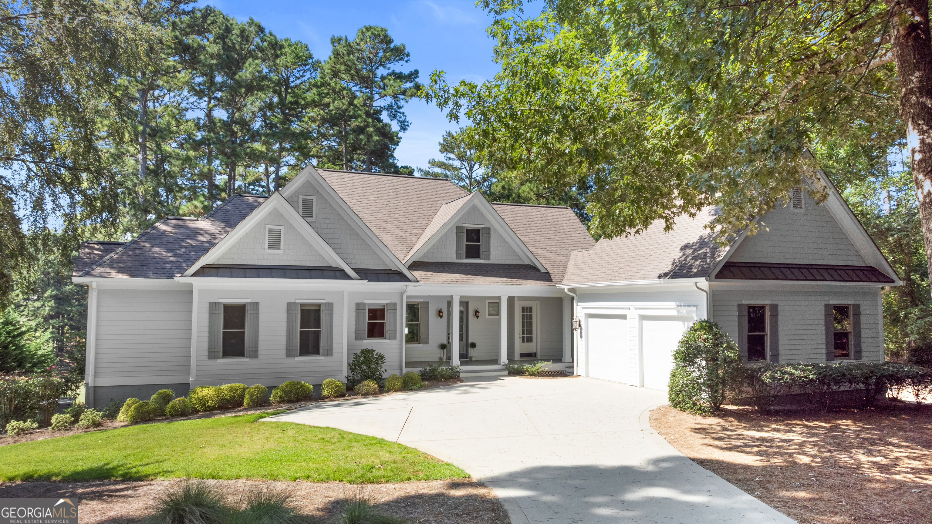 1011 Ridge Terrace Property Photo 1