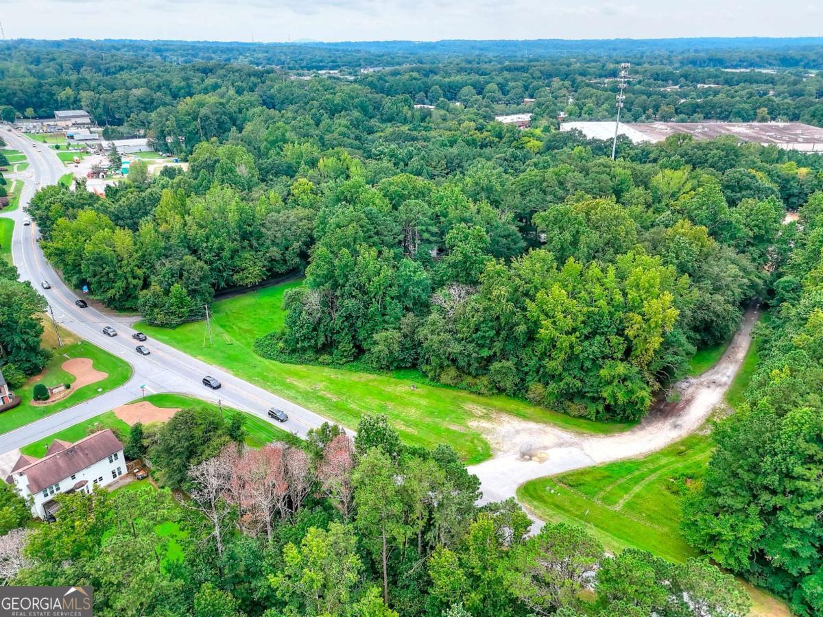 4349 Abbotts Bridge Road Property Photo 10