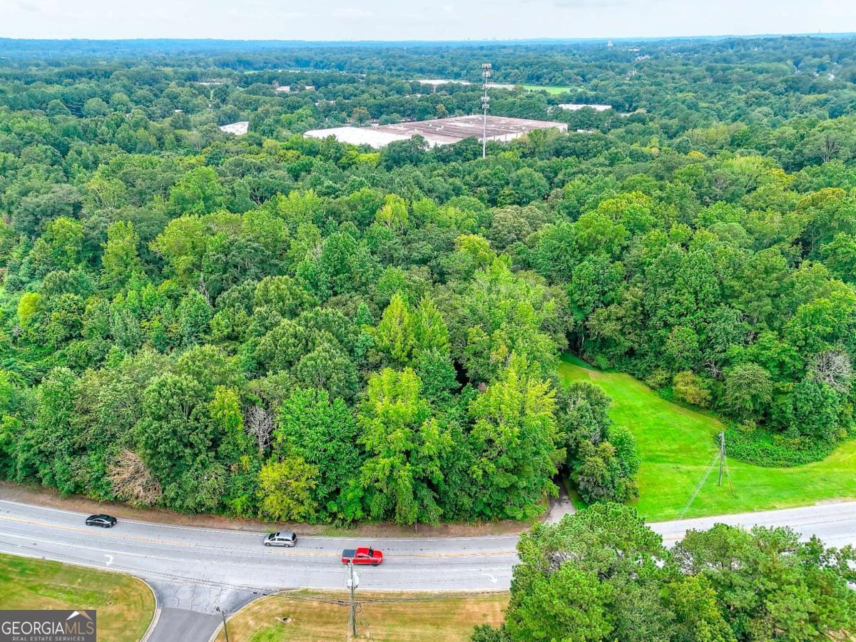 4349 Abbotts Bridge Road Property Photo 11
