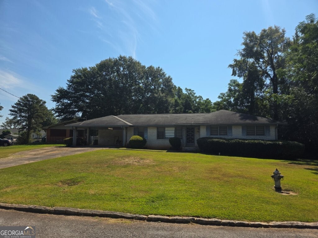 2374 Woodcastle Lane Se Property Photo 1