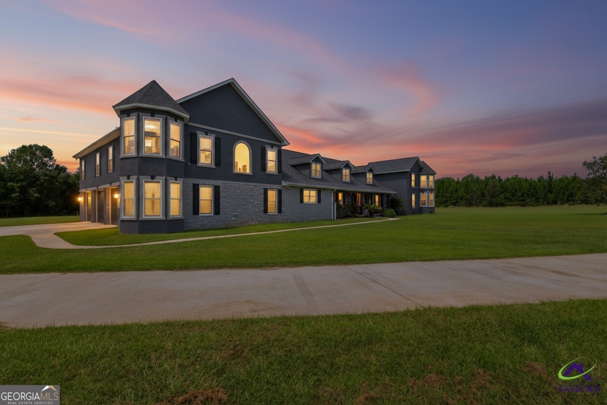 156 Orion Way Property Photo 3