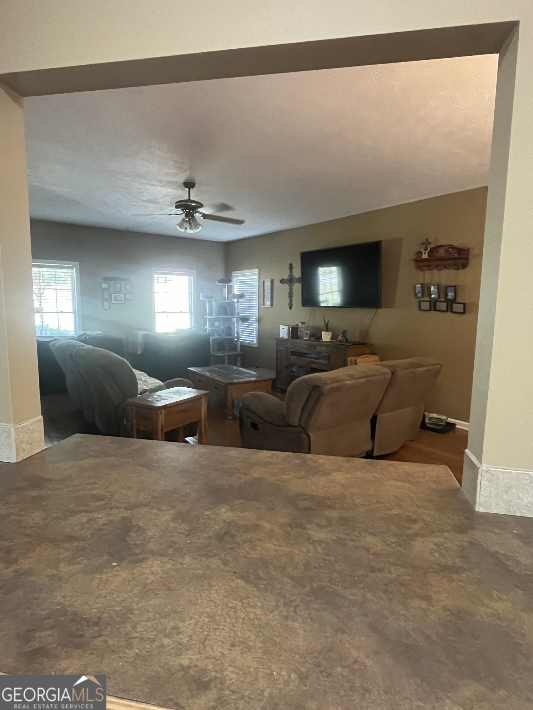 604 Farris Boulevard Property Photo 5