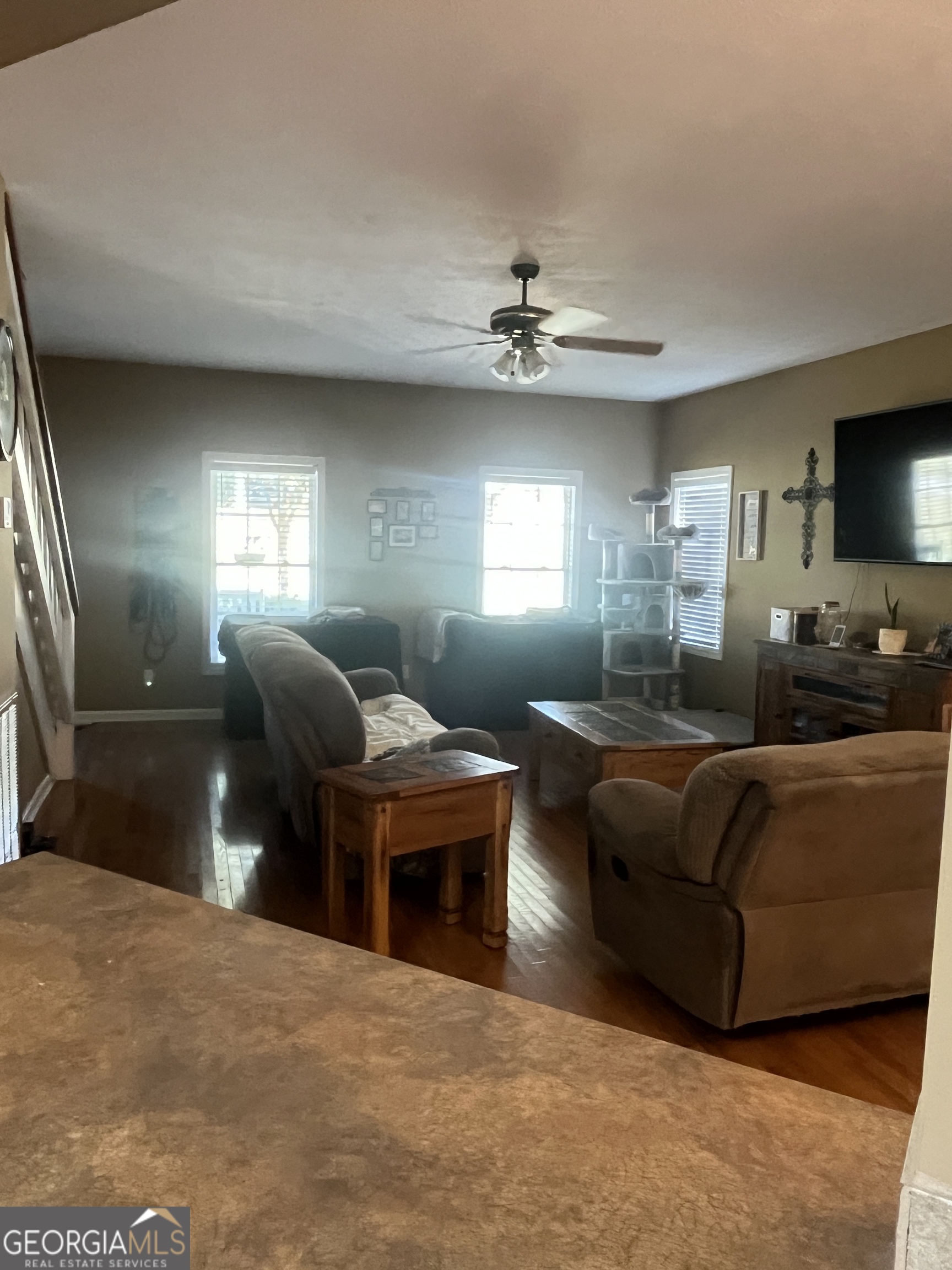 604 Farris Boulevard Property Photo 6