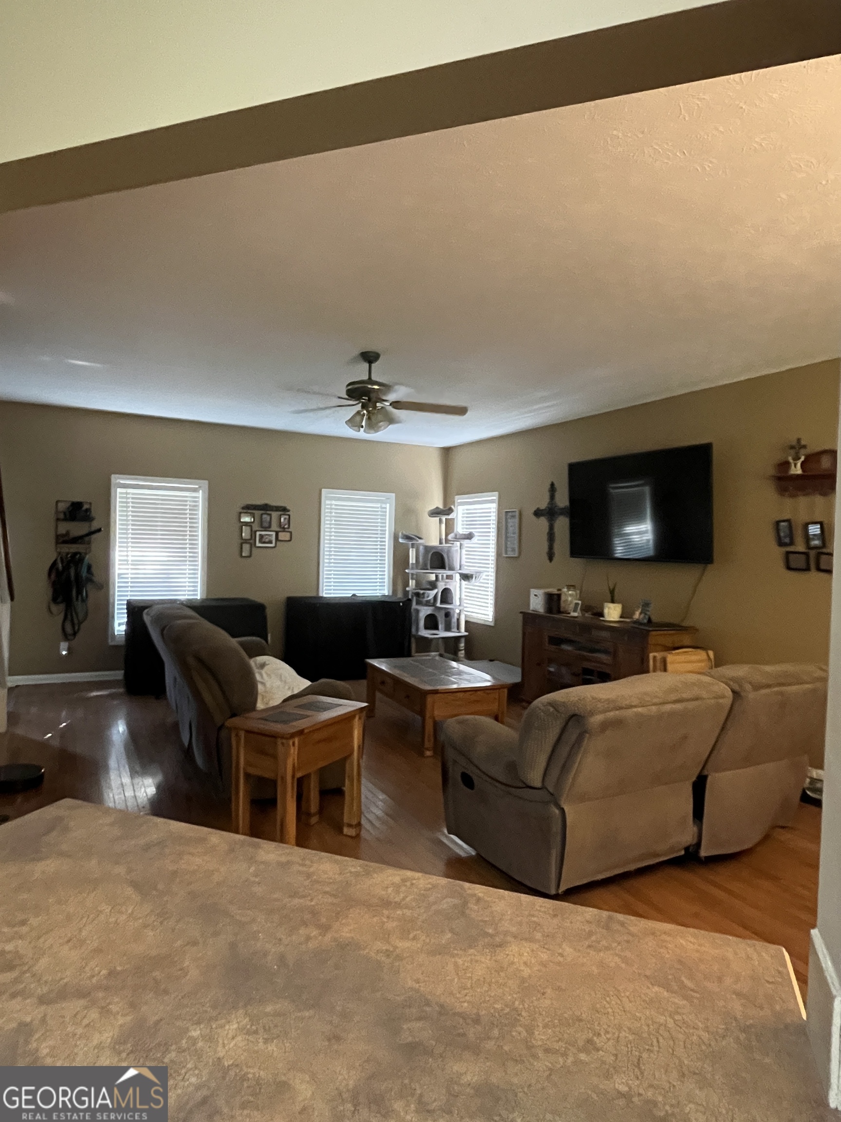 604 Farris Boulevard Property Photo 7