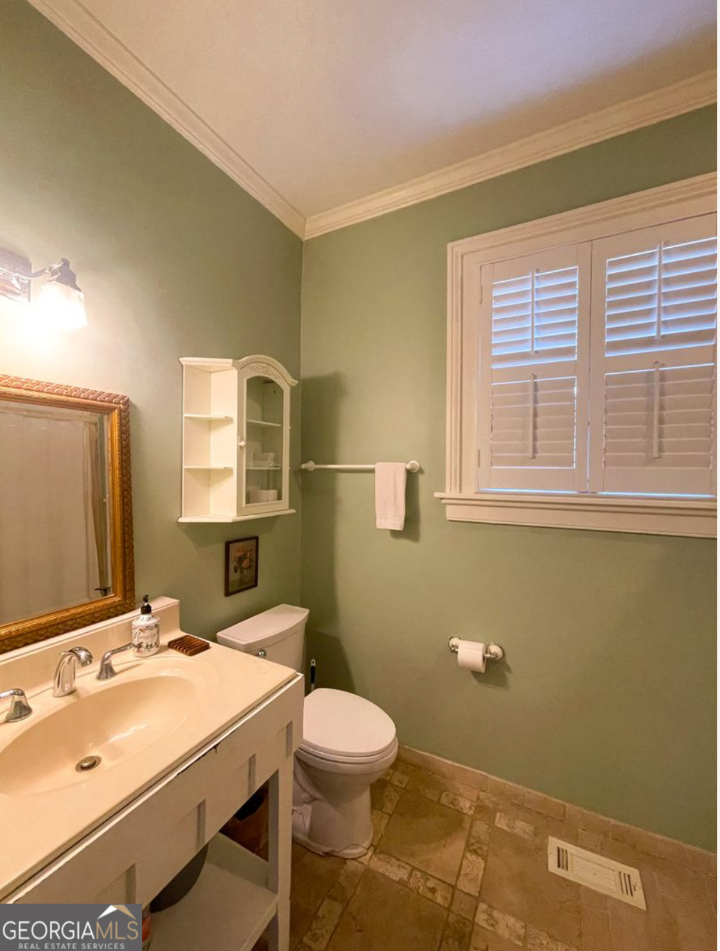 305 Orange Street Property Photo 14