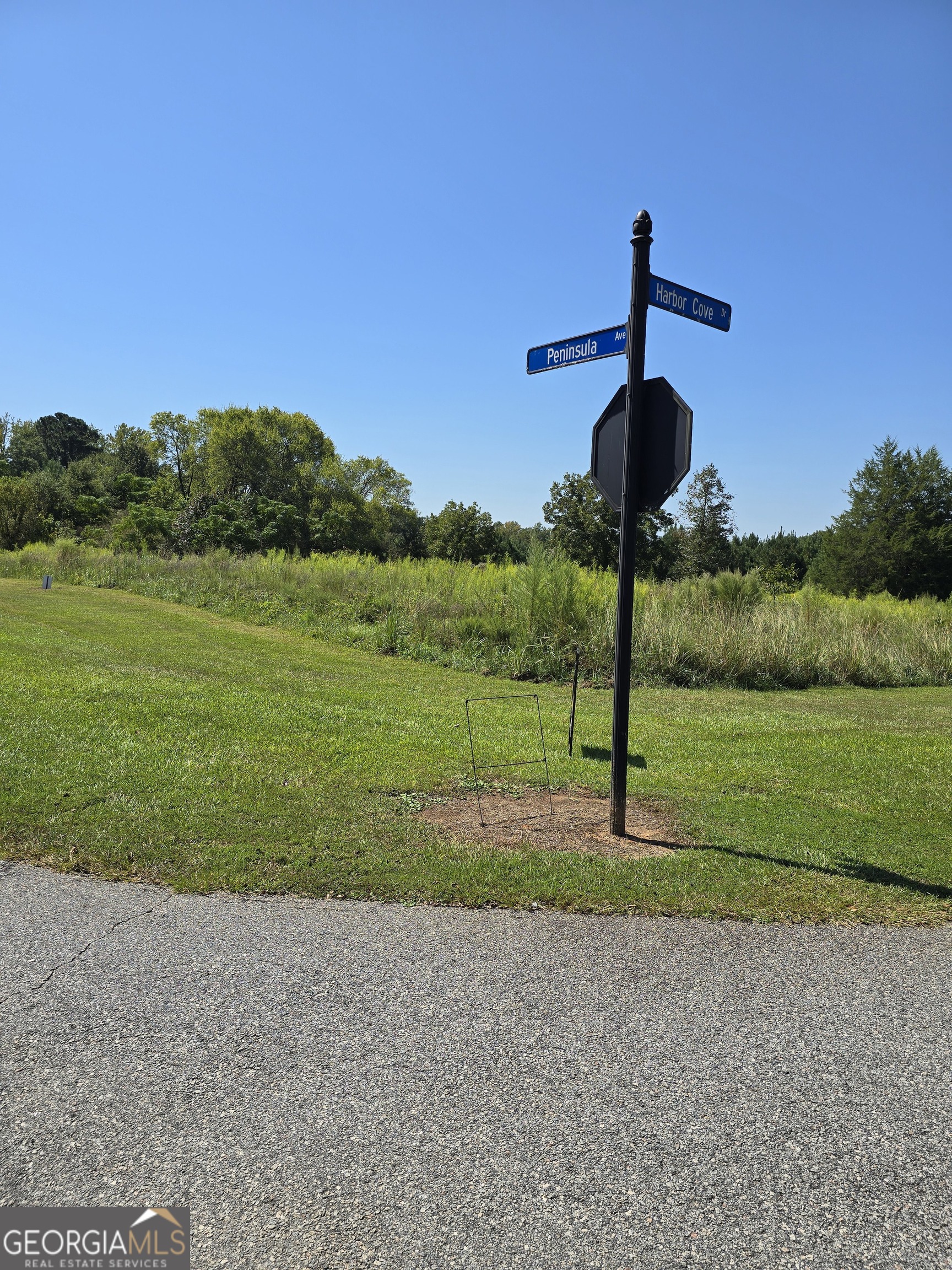 402 HARBOR COVE Drive LOT 32
