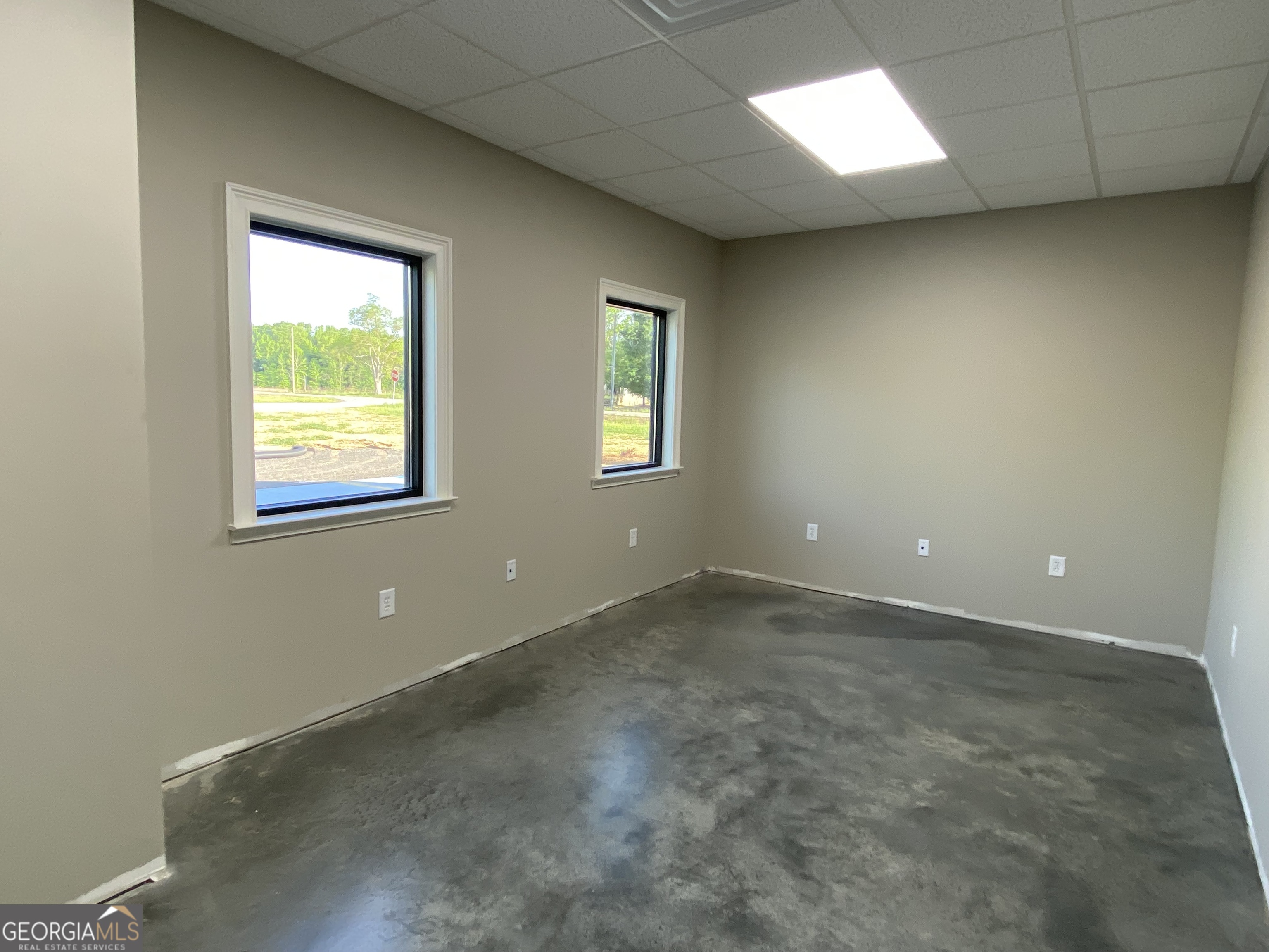 2895 Ila Property Photo 6