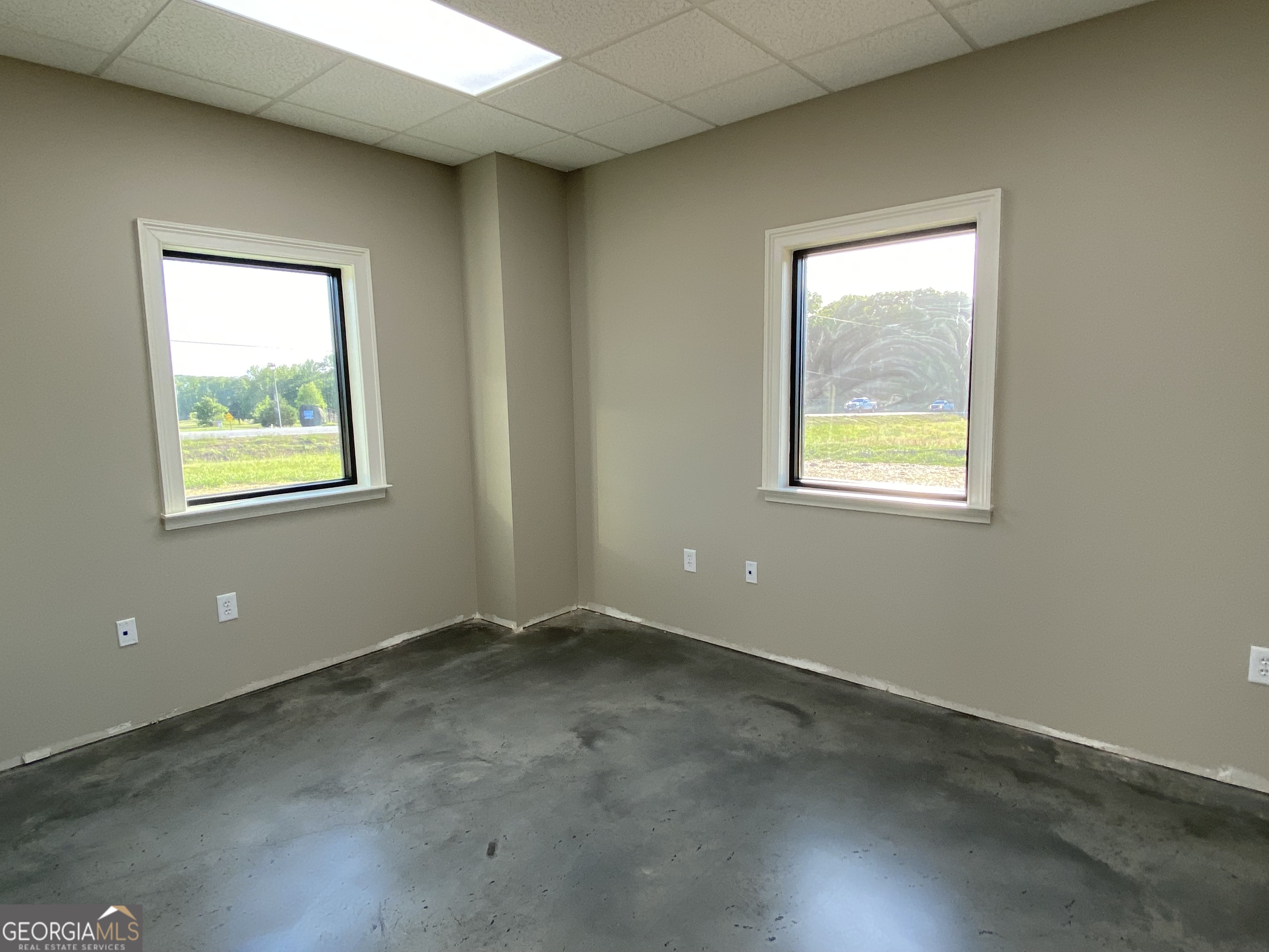 2895 Ila Property Photo 9