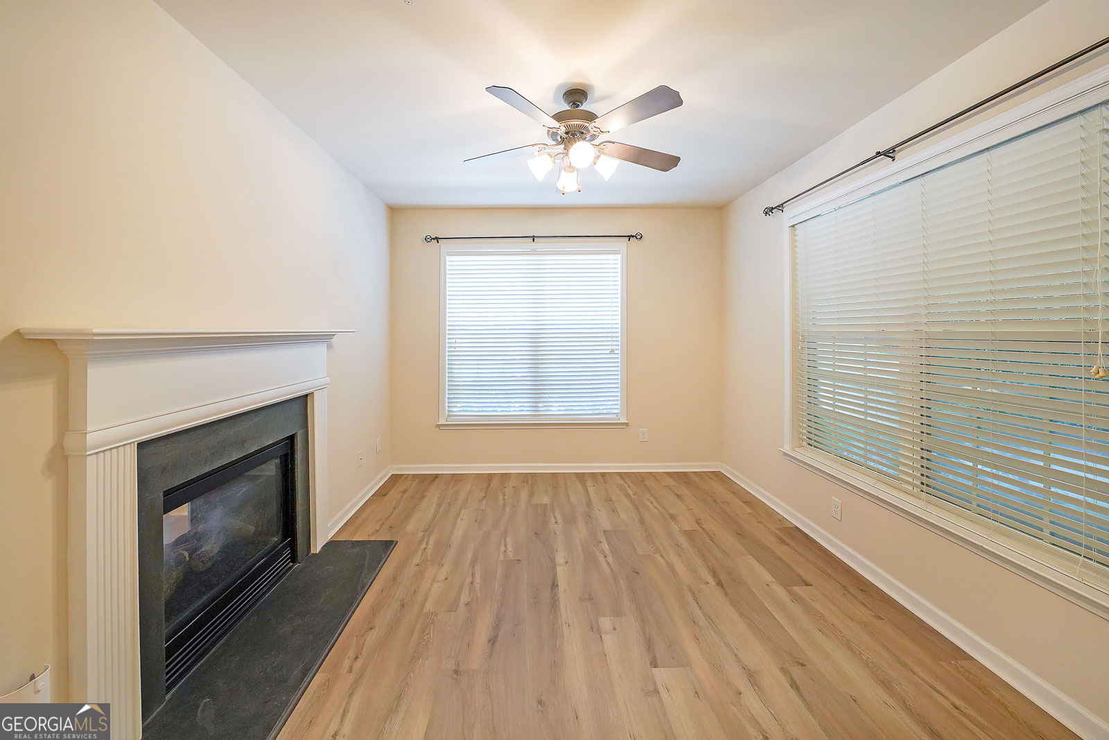 3150 Woodwalk Drive Se # 3112 Property Photo 4