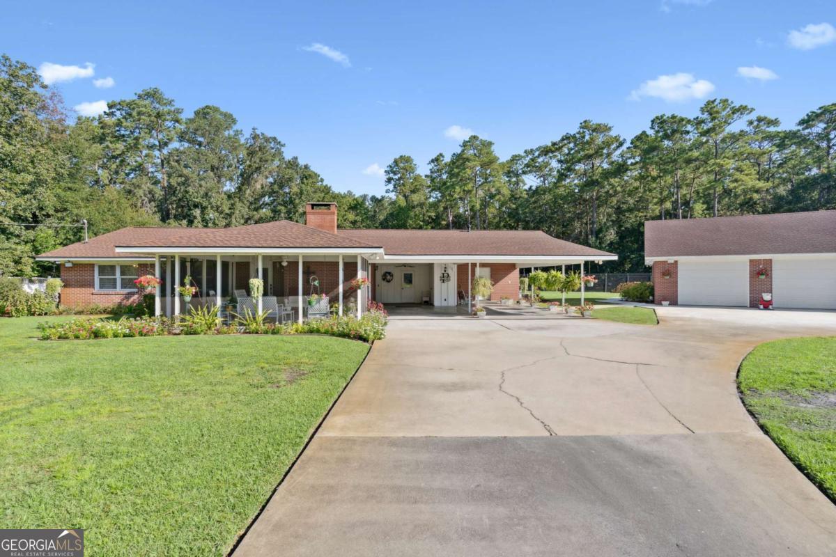 435 Chapel Crossing Road Property Photo 1