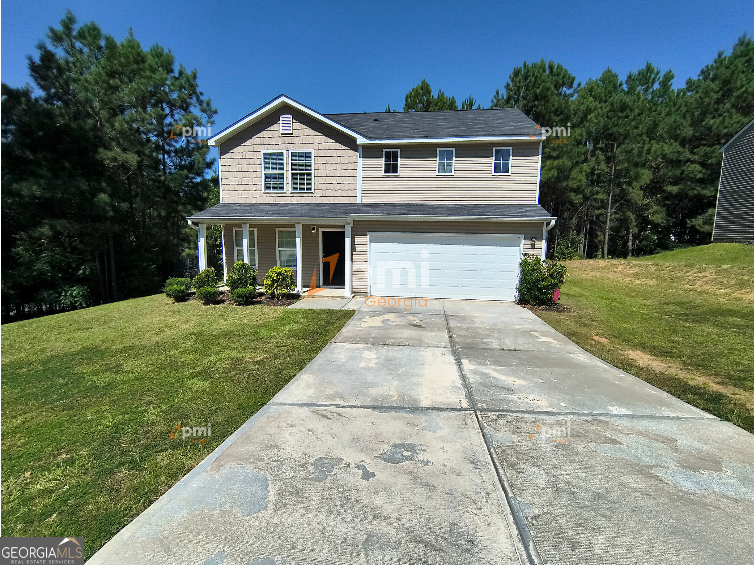 1552 Austin Drive Property Photo 1