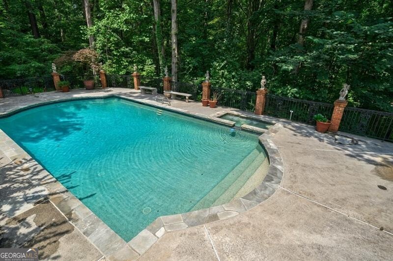 5715 Winterthur Lane Property Photo 7