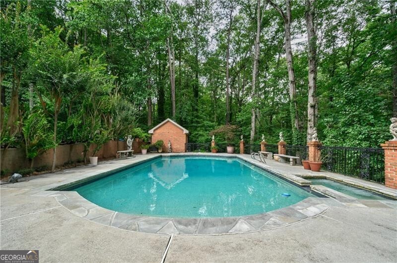 5715 Winterthur Lane Property Photo 10