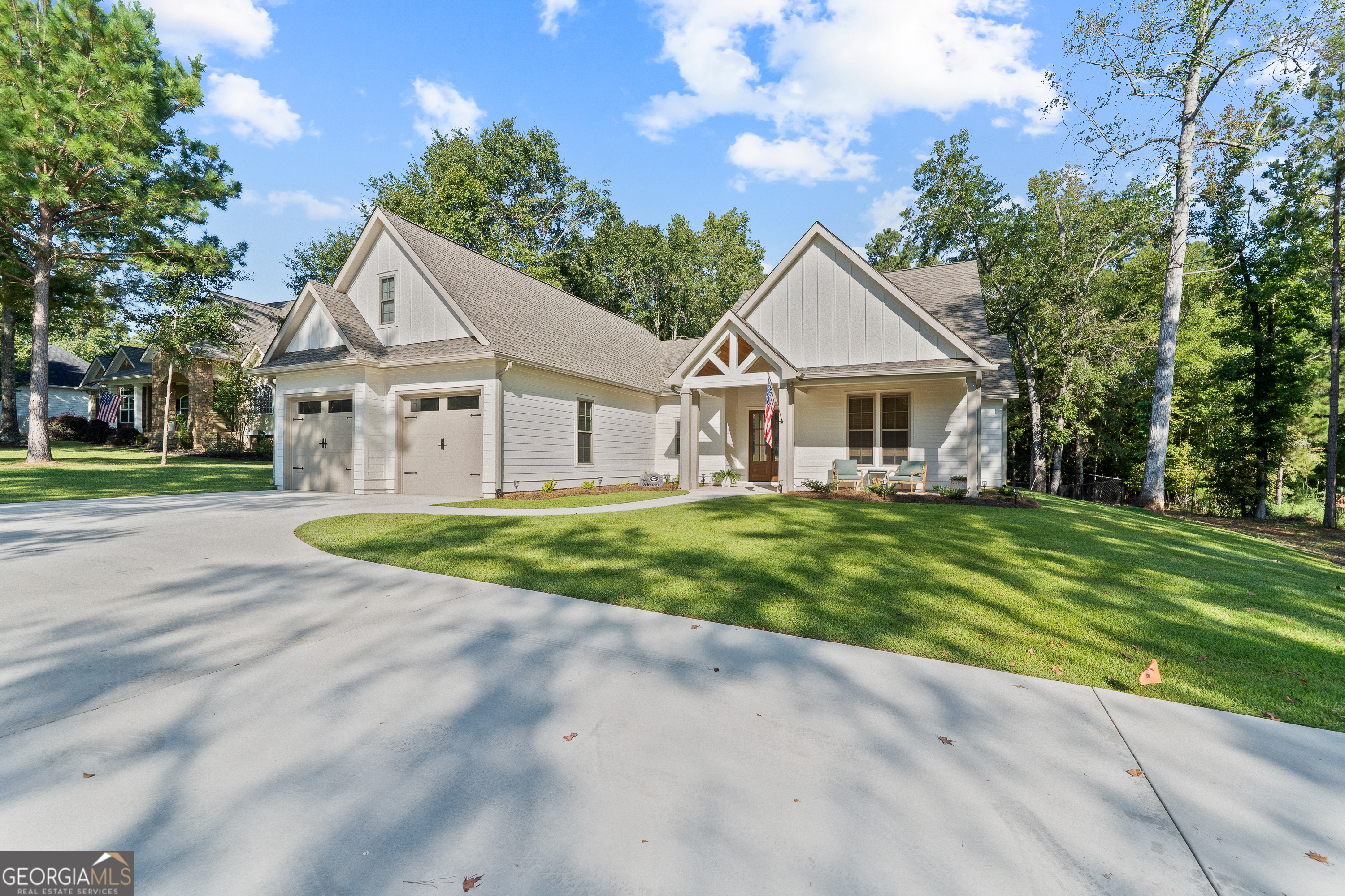 514 High Bluff Court Property Photo 1