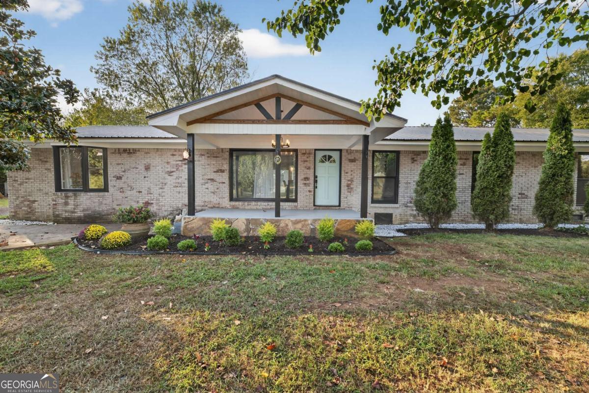 1943 Rome Road Sw Property Photo 1