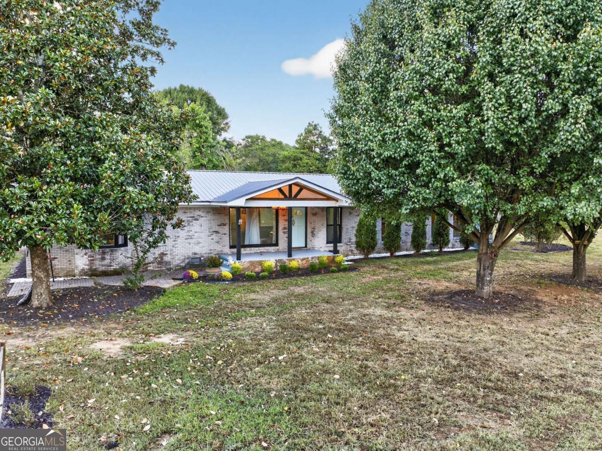1943 Rome Road Sw Property Photo 5