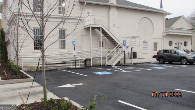 Suite 300 Property Photo 6