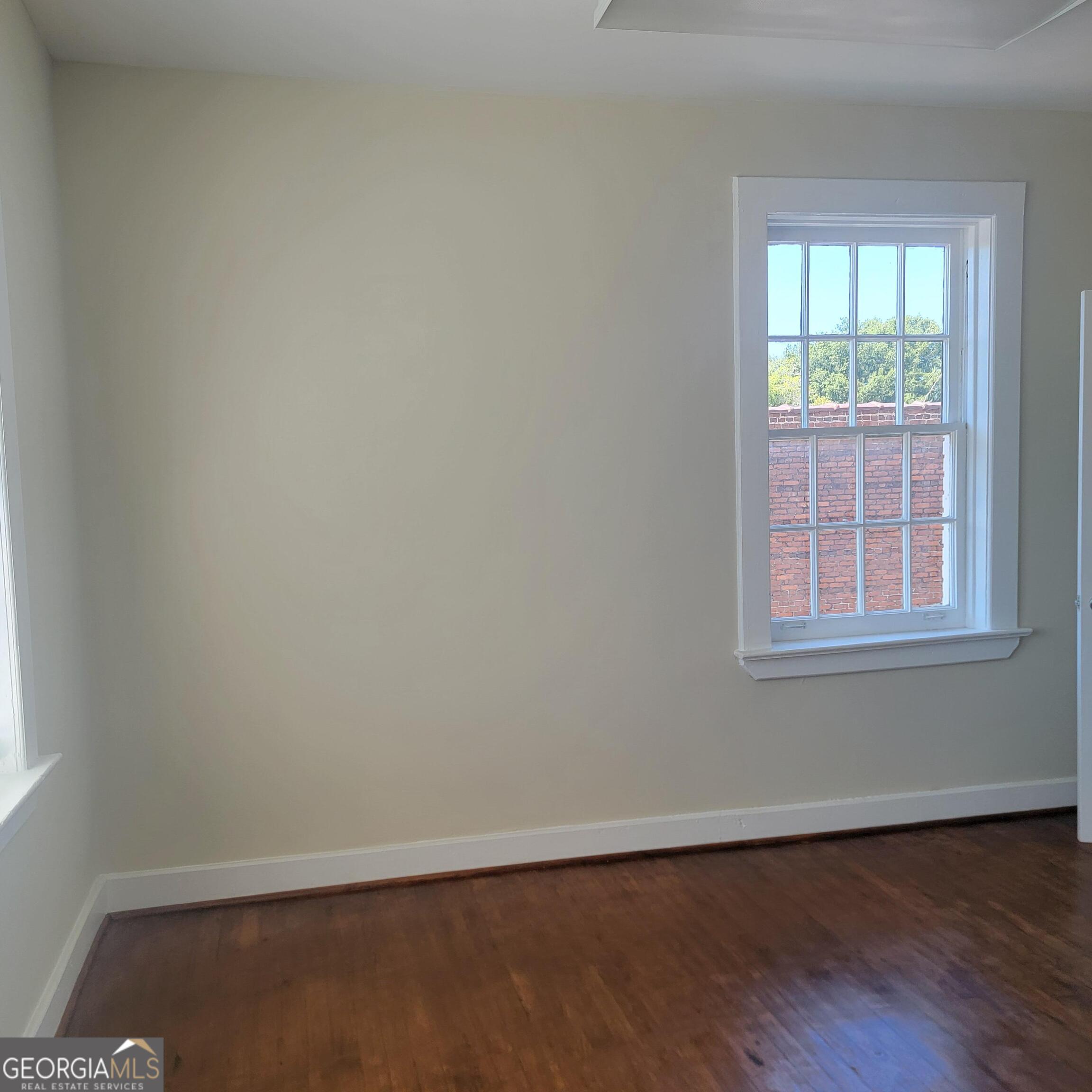 Suite 300 Property Photo 11