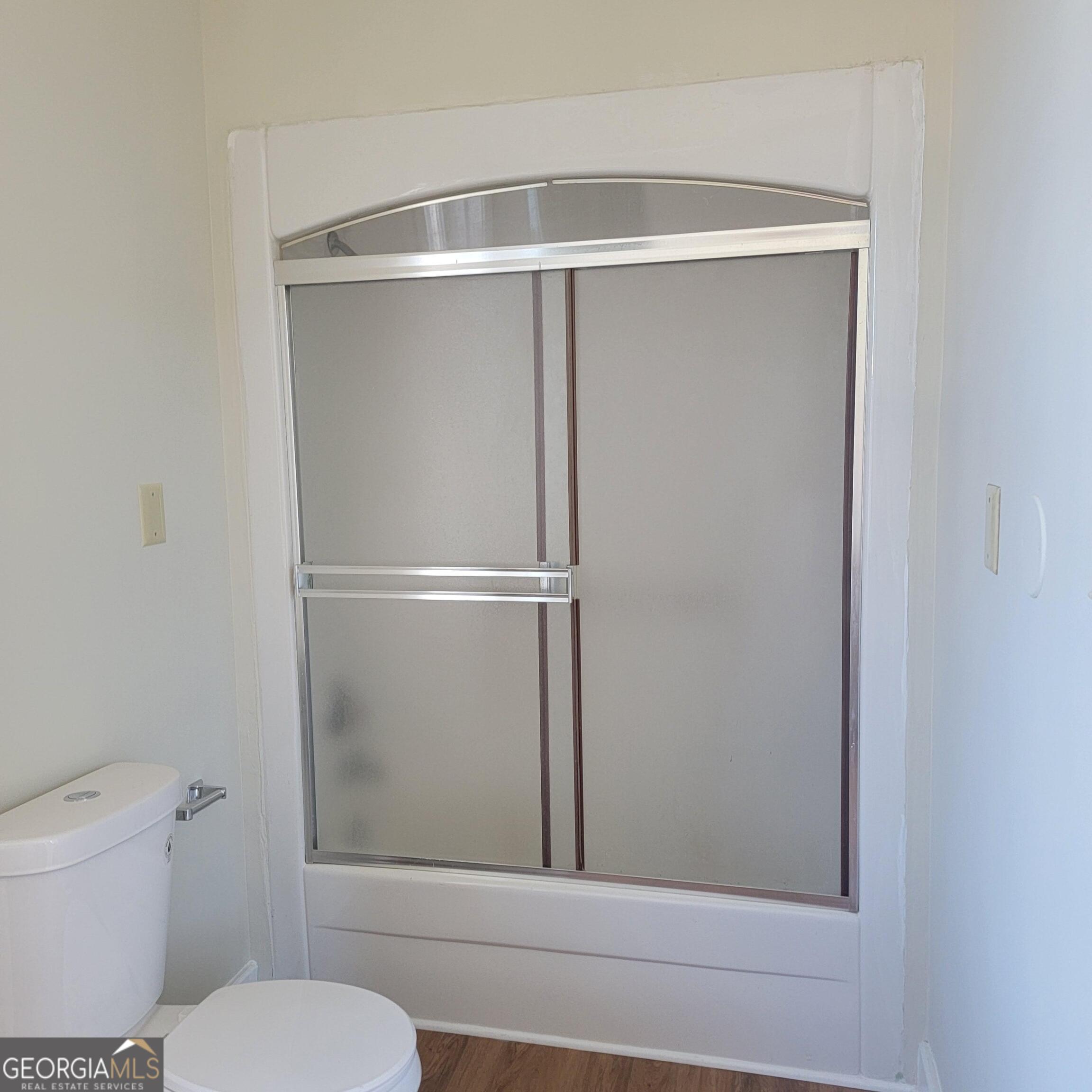 Suite 300 Property Photo 12