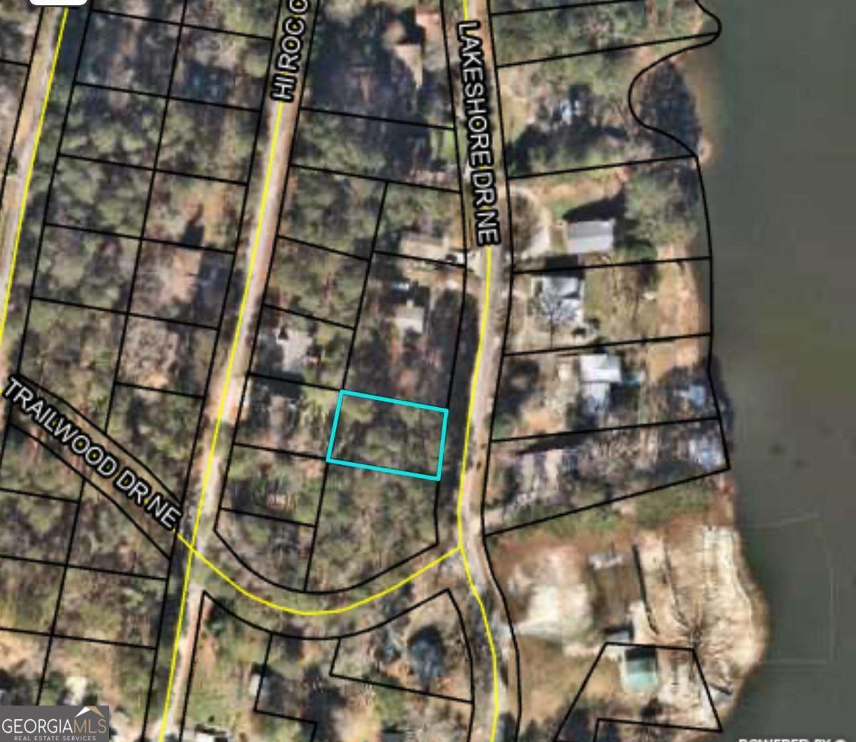 2392 Lakeshore Drive Ne Property Photo 1