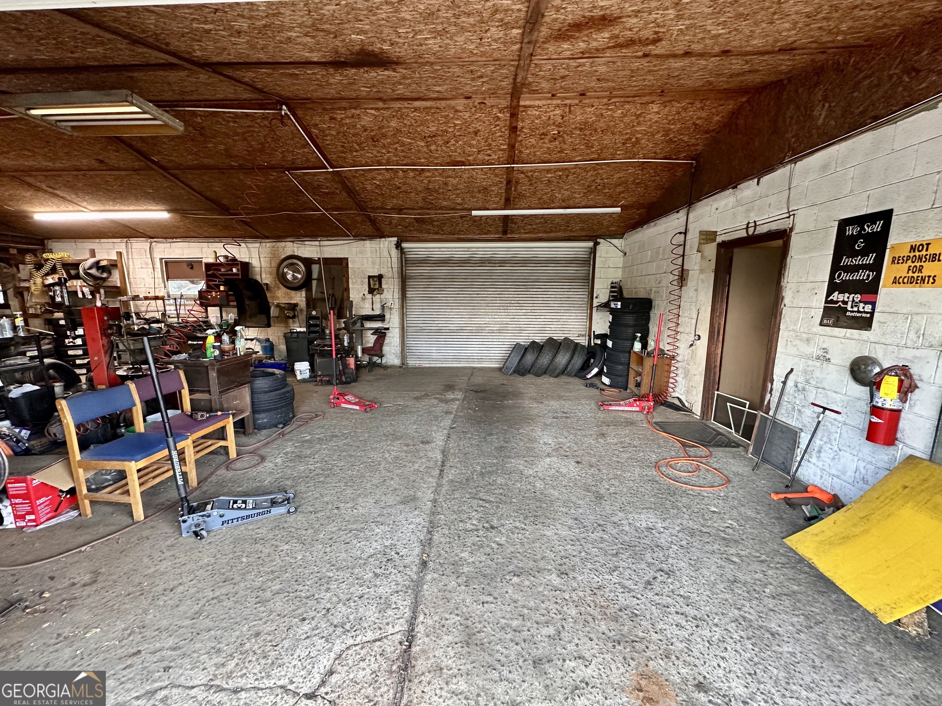4071 Price Road Property Photo 2